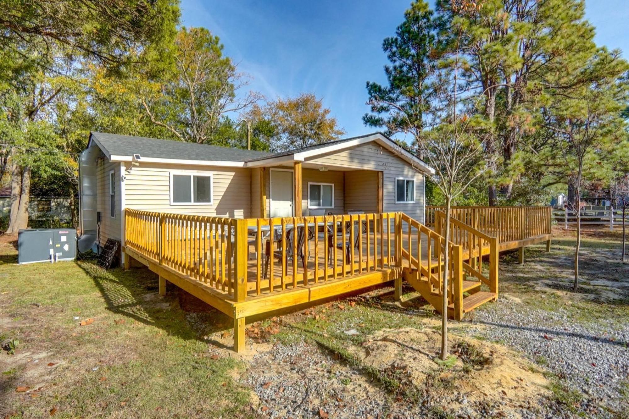 About 8 Mi To Pinehurst Cozy Home With Extended Deck! Aberdeen Exterior foto